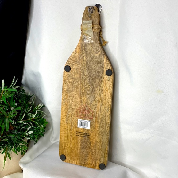 Home Essentials and Beyond “Wine a Little Laugh a Lot” cheese board & spreader - Picture 4 of 8